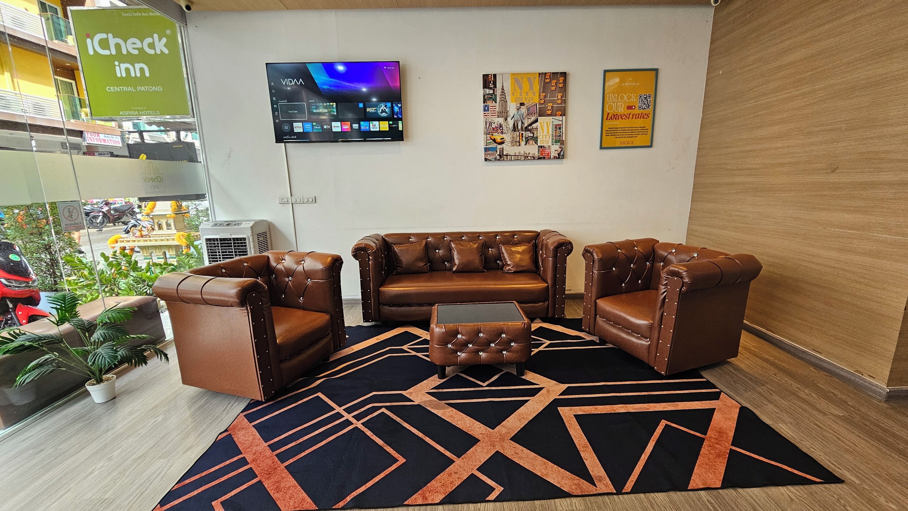 Lobby sitting area
