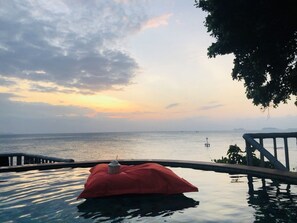 Outdoor pool, pool loungers