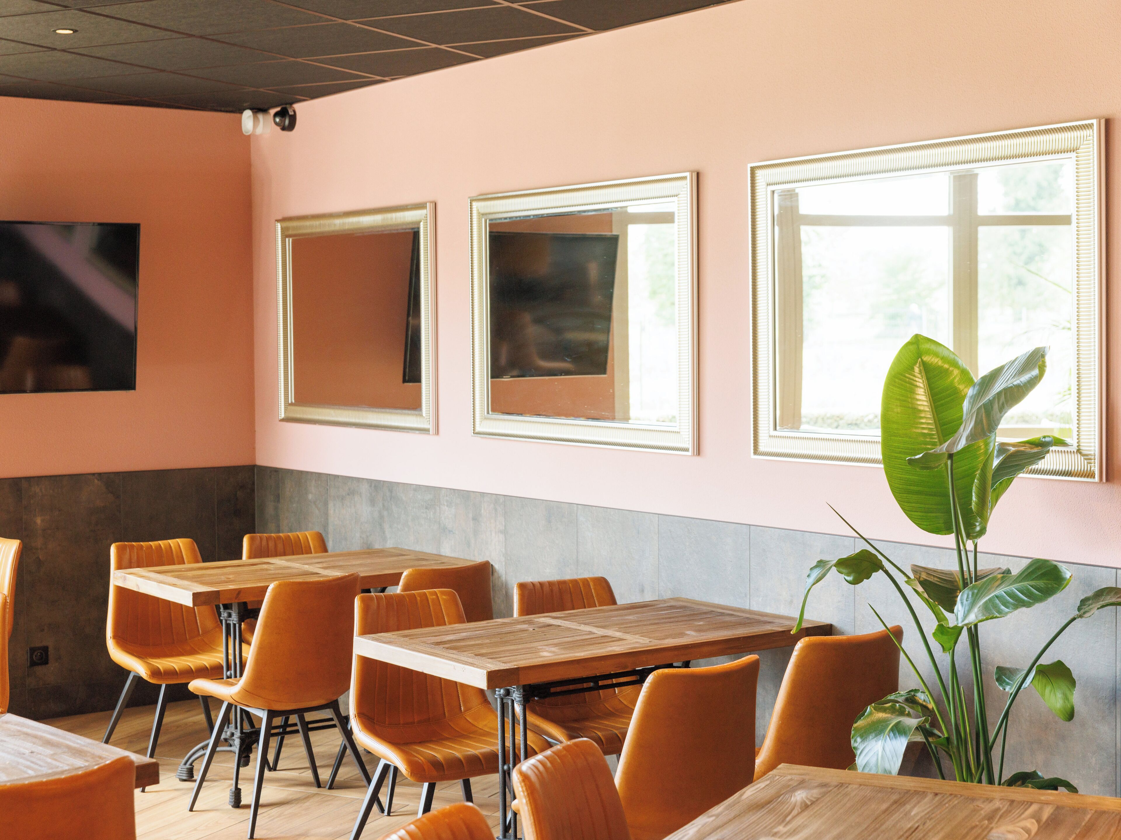 B&B HOTEL Clermont-Ferand Nord Riom