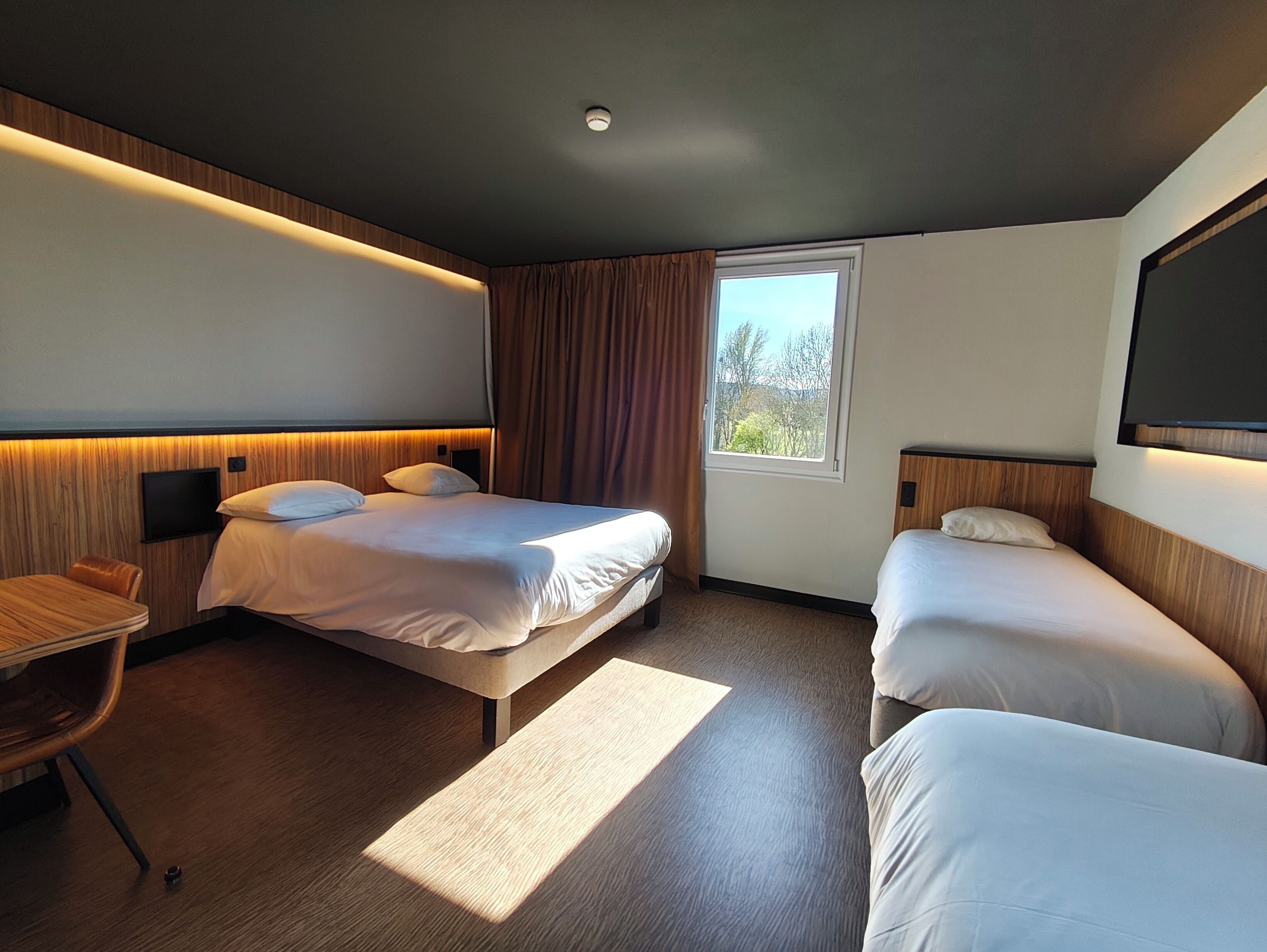 Foto - B&B HOTEL Clermont-Ferrand Nord Riom