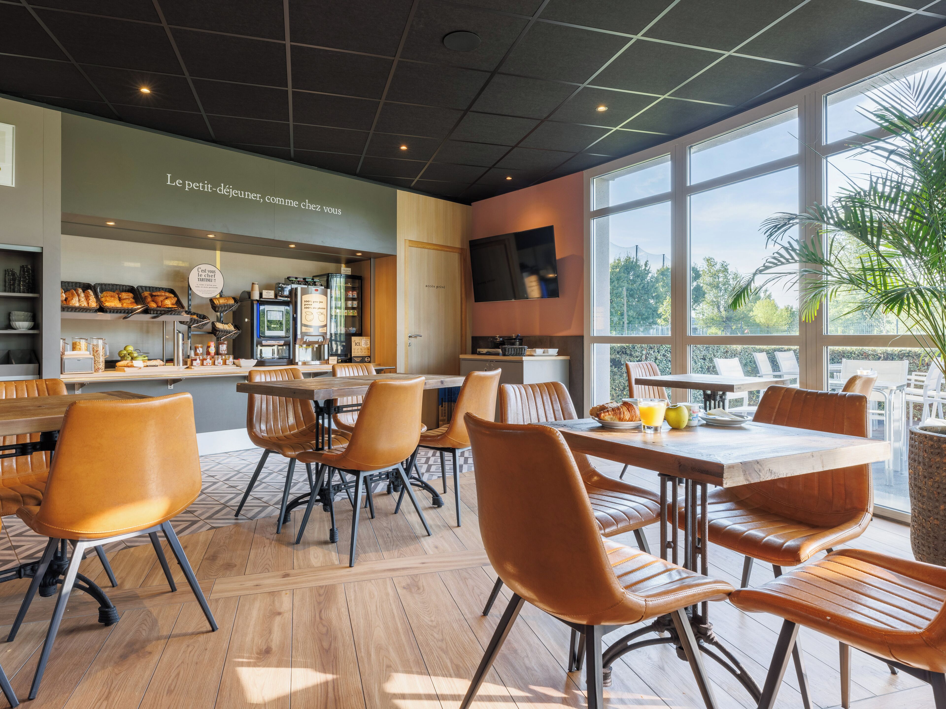 Photo - B&B HOTEL Clermont-Ferrand Nord Riom