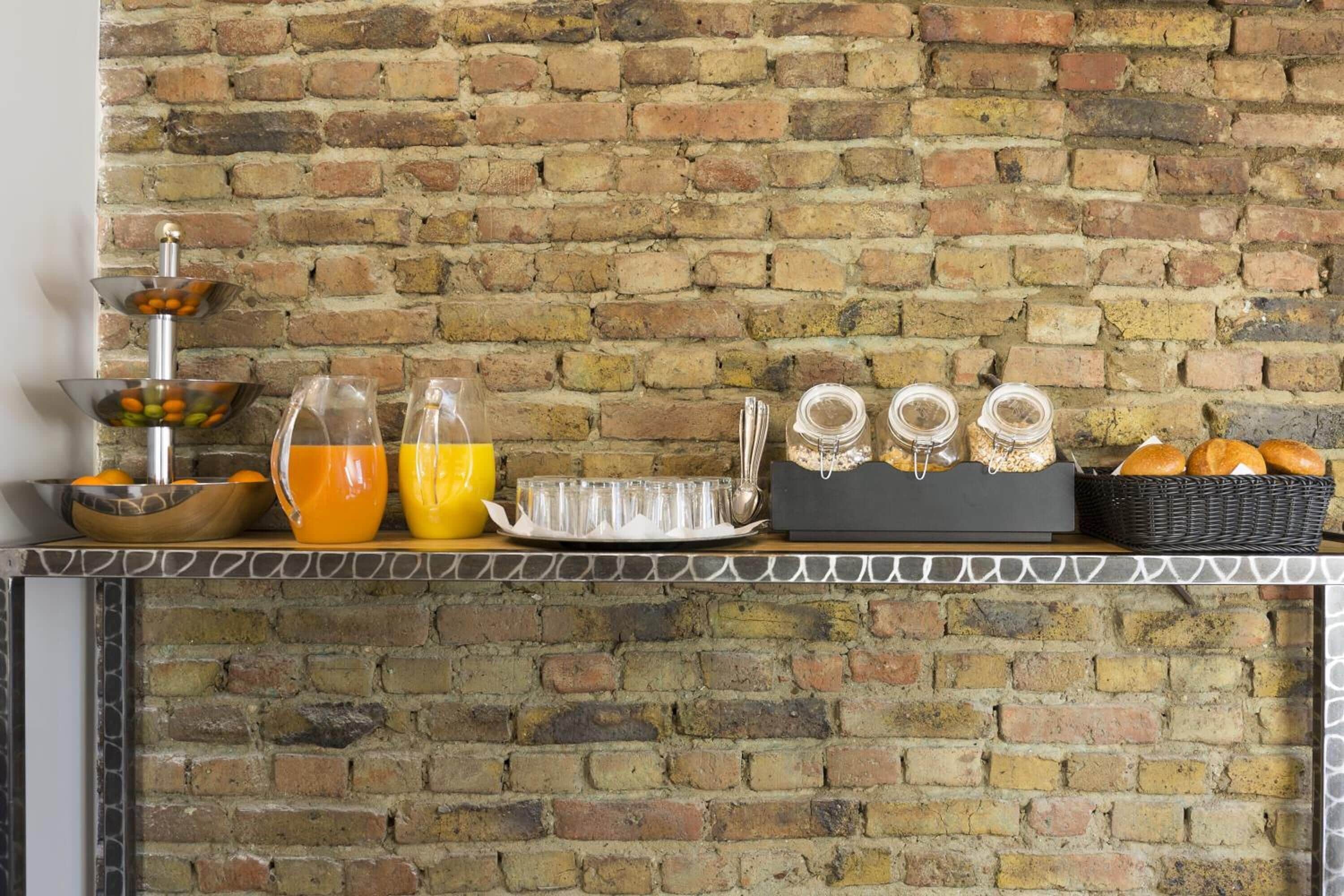 Photo - Hotel Forty Four