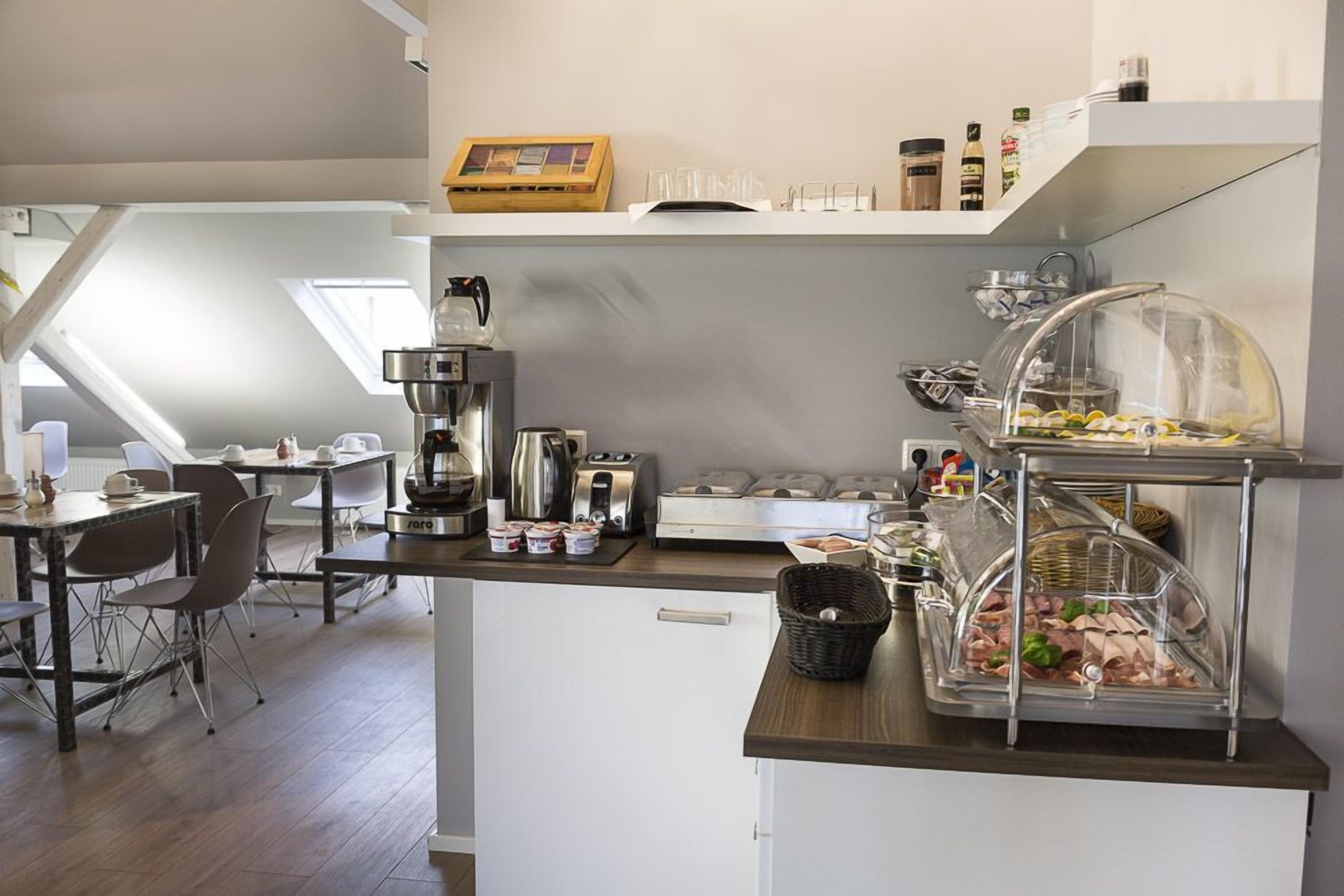 Photo - Hotel Forty Four