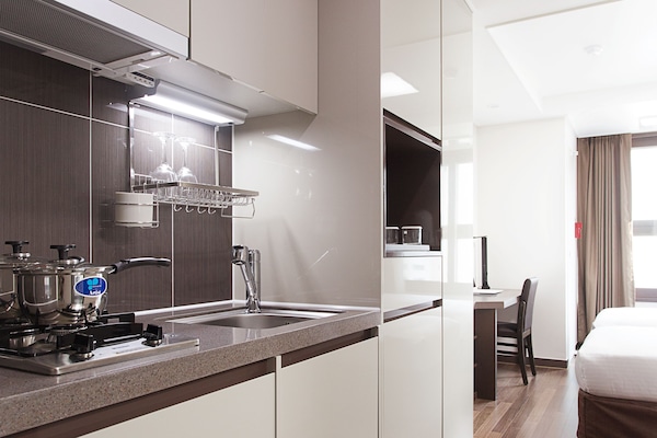 Fridge, microwave, electric kettle, cookware/dishes/utensils