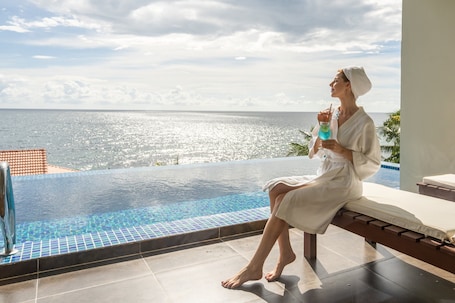 Ropa de cama de alta calidad y minibar