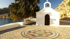 Property grounds - Eagles Nest Hotel (Rhodes)
