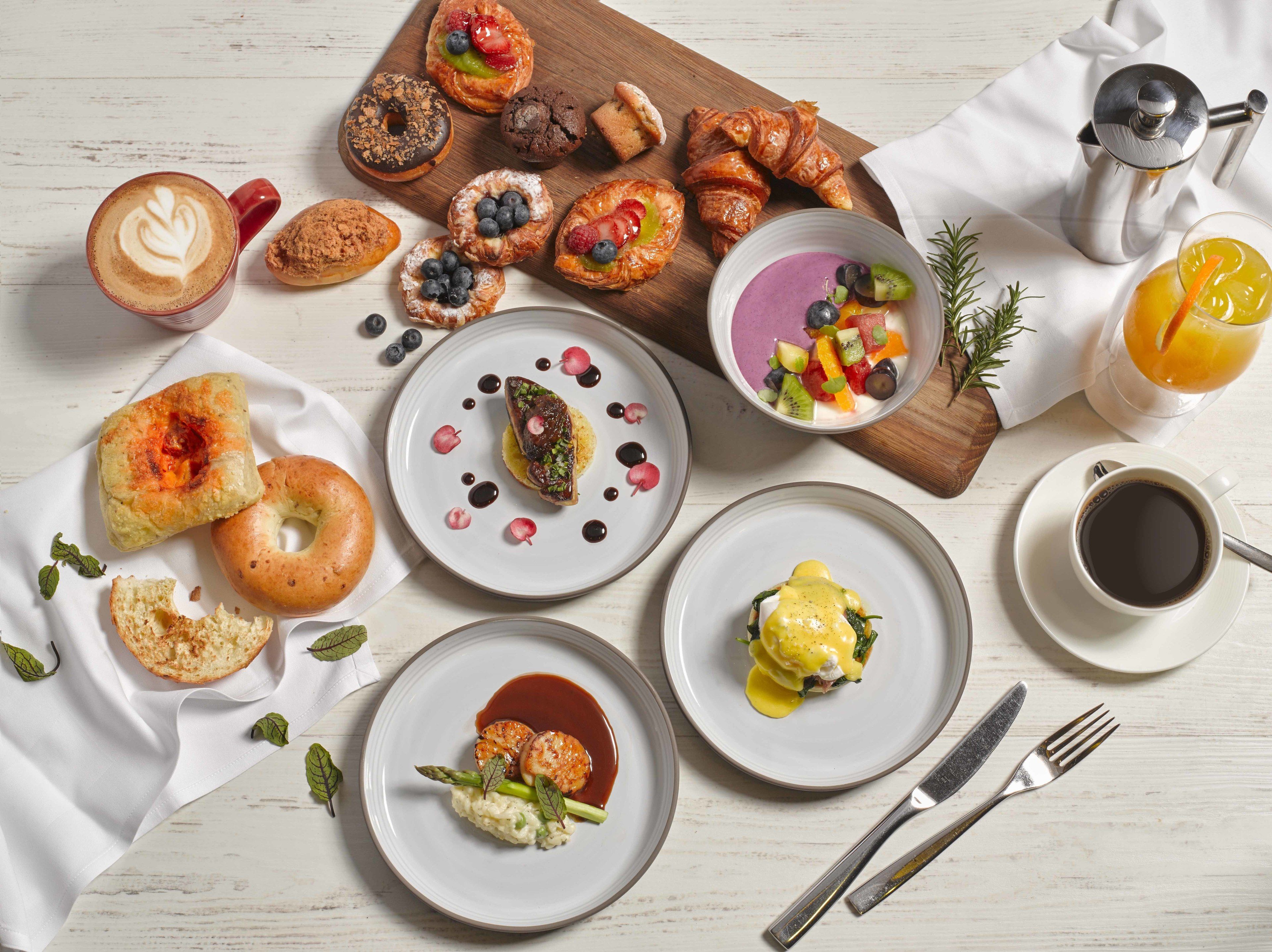 daily buffet breakfast (usd 21 per person)