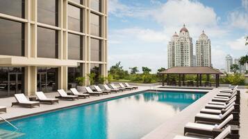 Outdoor pool, free cabanas, pool umbrellas