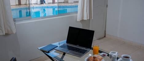 Individually furnished, desk, laptop workspace, free WiFi