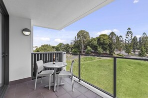 Apartment, 2 Bedrooms | Terrace/patio - Quest Kelvin Grove (Kelvin Grove)