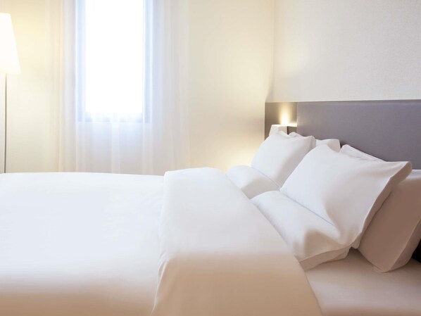 Chambre Double Standard, 1 lit double et 1 canapé-lit