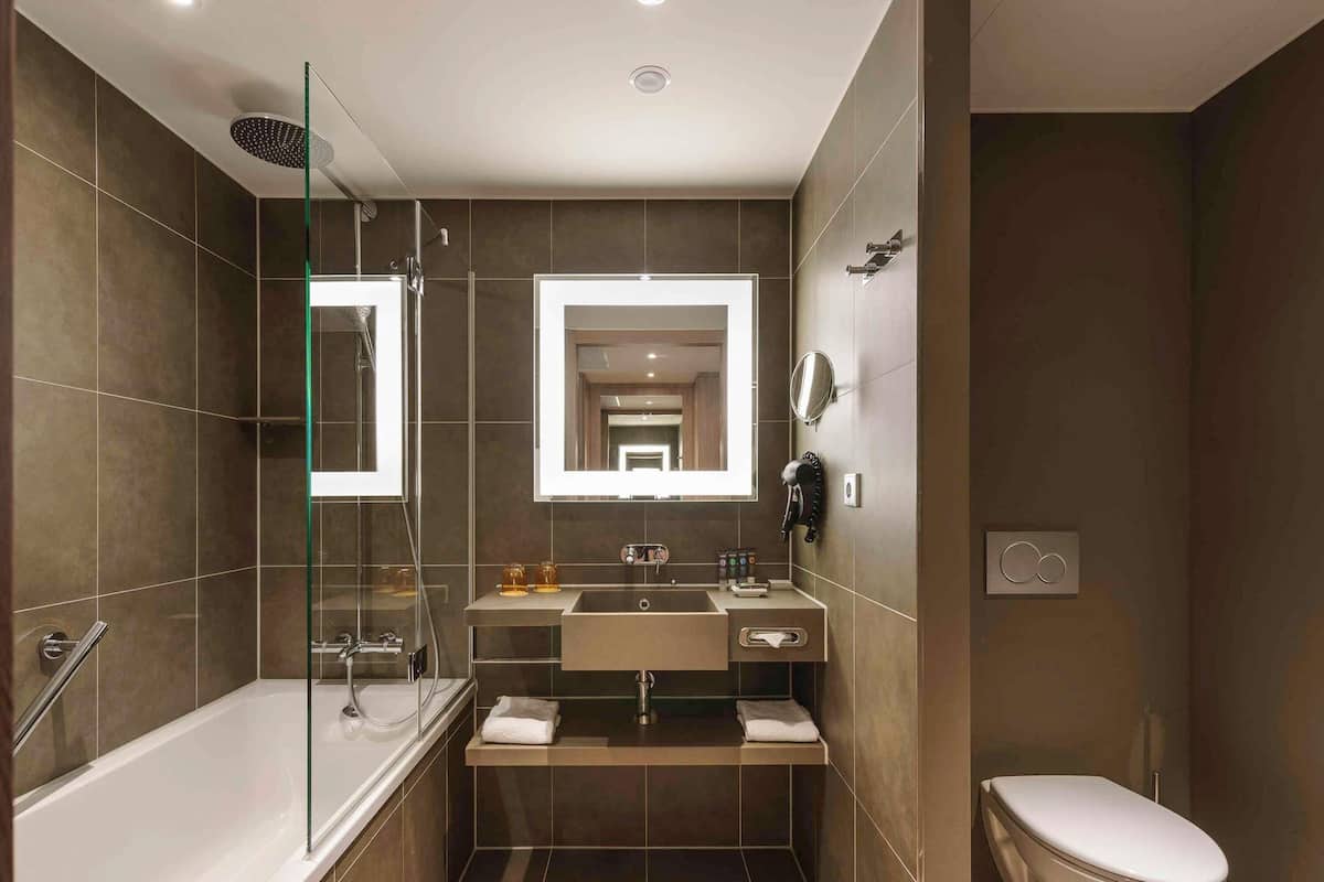 Premium bedding, pillowtop beds, in-room safe, desk