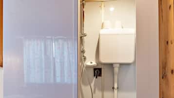 Basic Double Room | Free WiFi