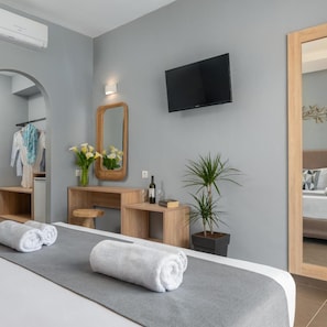 Premium bedding, in-room safe, individually furnished - Belmare Hotel (Rhodes)