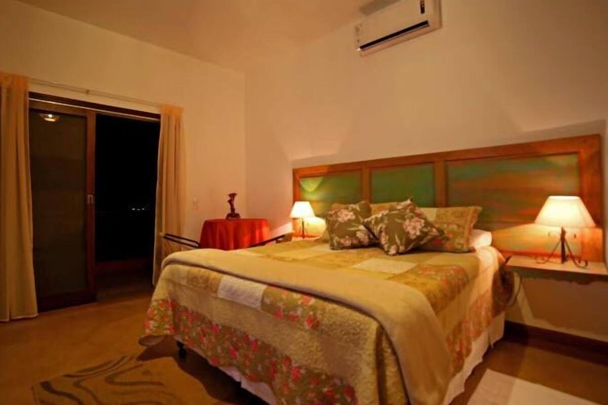 Quarto luxo | Frigobar