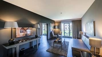 Junior Suite | Living room | LCD TV