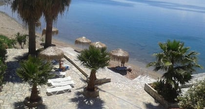 Hotel Lefkadi
