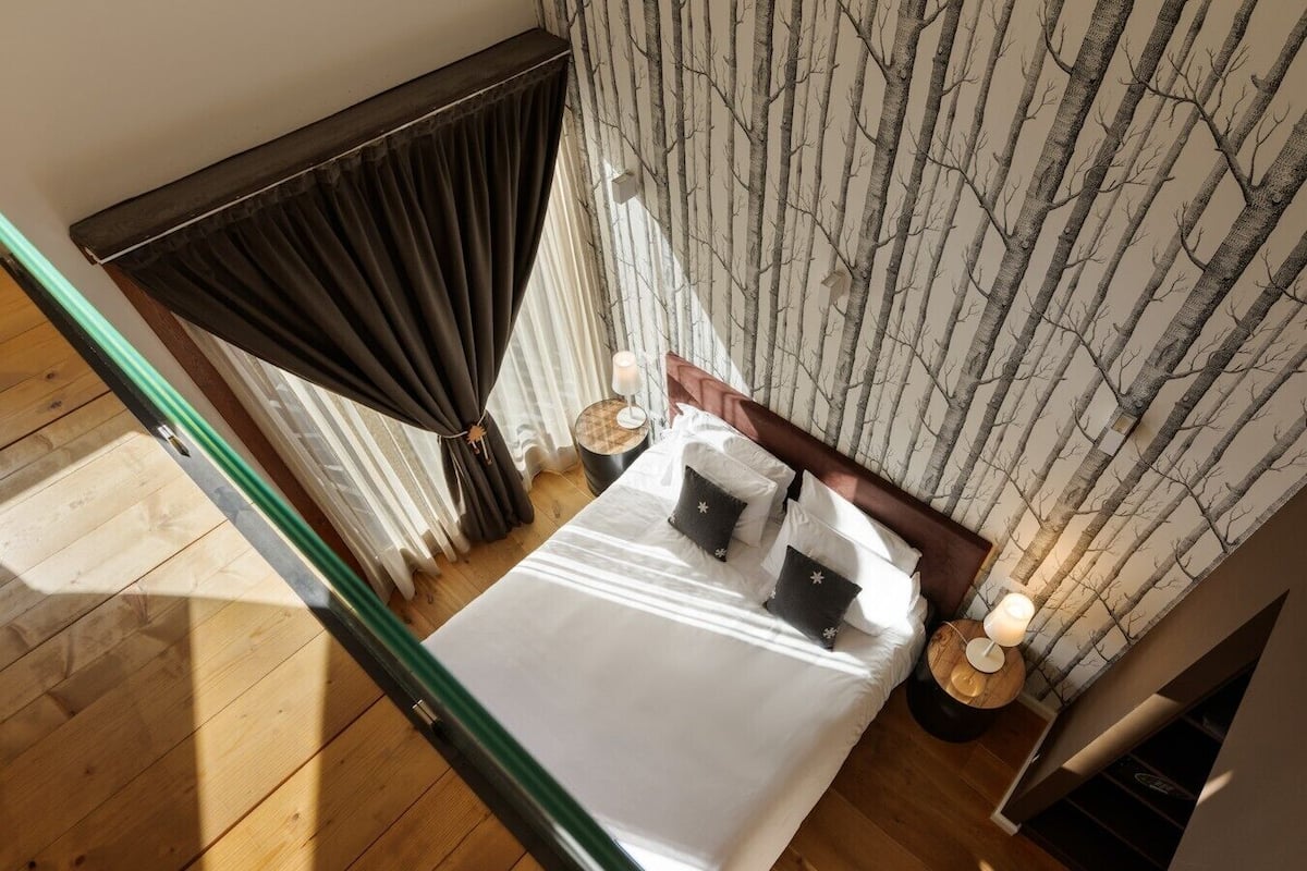 Loft | 1 slaapkamer, hypoallergeen beddengoed, donzen dekbedden, een minibar