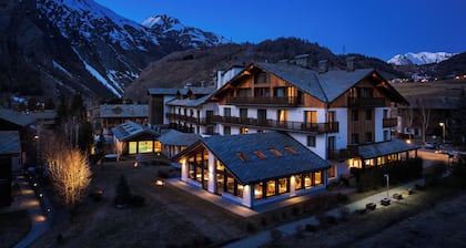 Montana Lodge & Spa, by R Collection Hotels
