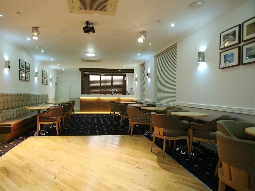 Photo - Ashley Victoria