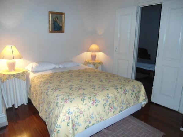 Desk, iron/ironing board, free cots/infant beds, rollaway beds