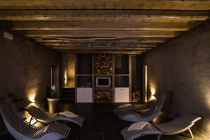 Sauna, Turkish bath/hammam, body treatments, body wraps, body scrubs