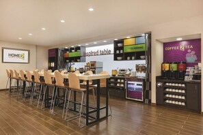 Petit déjeuner compris tous les jours