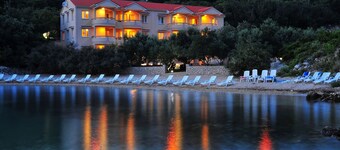 Lastura Aparthotel & Mobile Homes