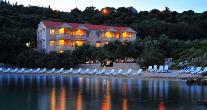 Lastura Aparthotel & Mobile Homes