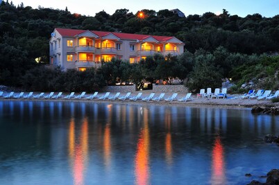 Lastura Aparthotel & Mobile Homes