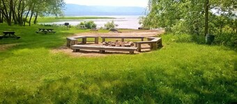 7 Bedroom Blue Mountain Chalet with Sauna & Hot Tub #35R