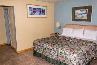 Regency Inn
