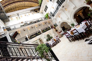 Free daily cooked-to-order breakfast