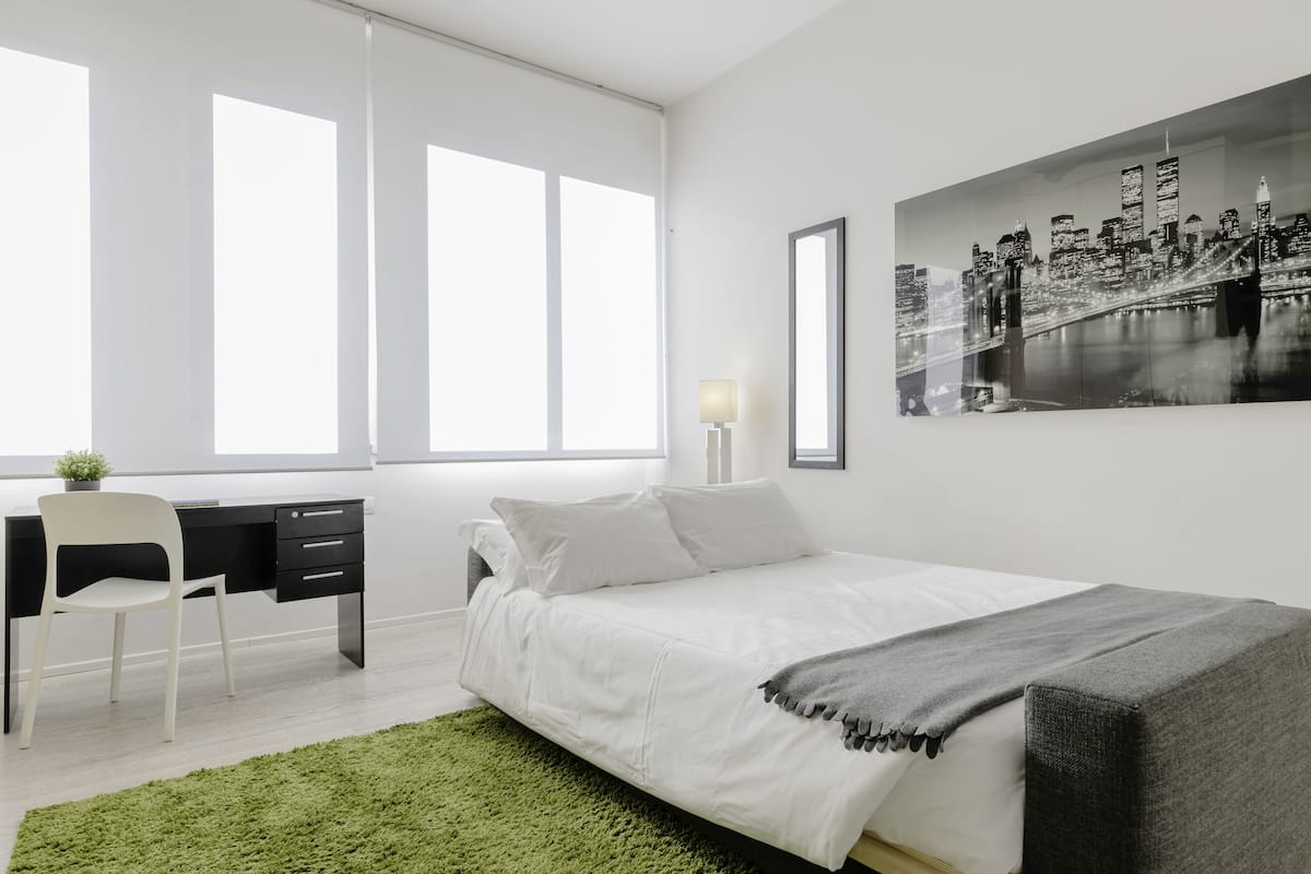 Superior Apartment (Via Amerigo Vespucci 13) | Sengetøy av topp kvalitet, dundyner, skrivebord og strykejern/-brett