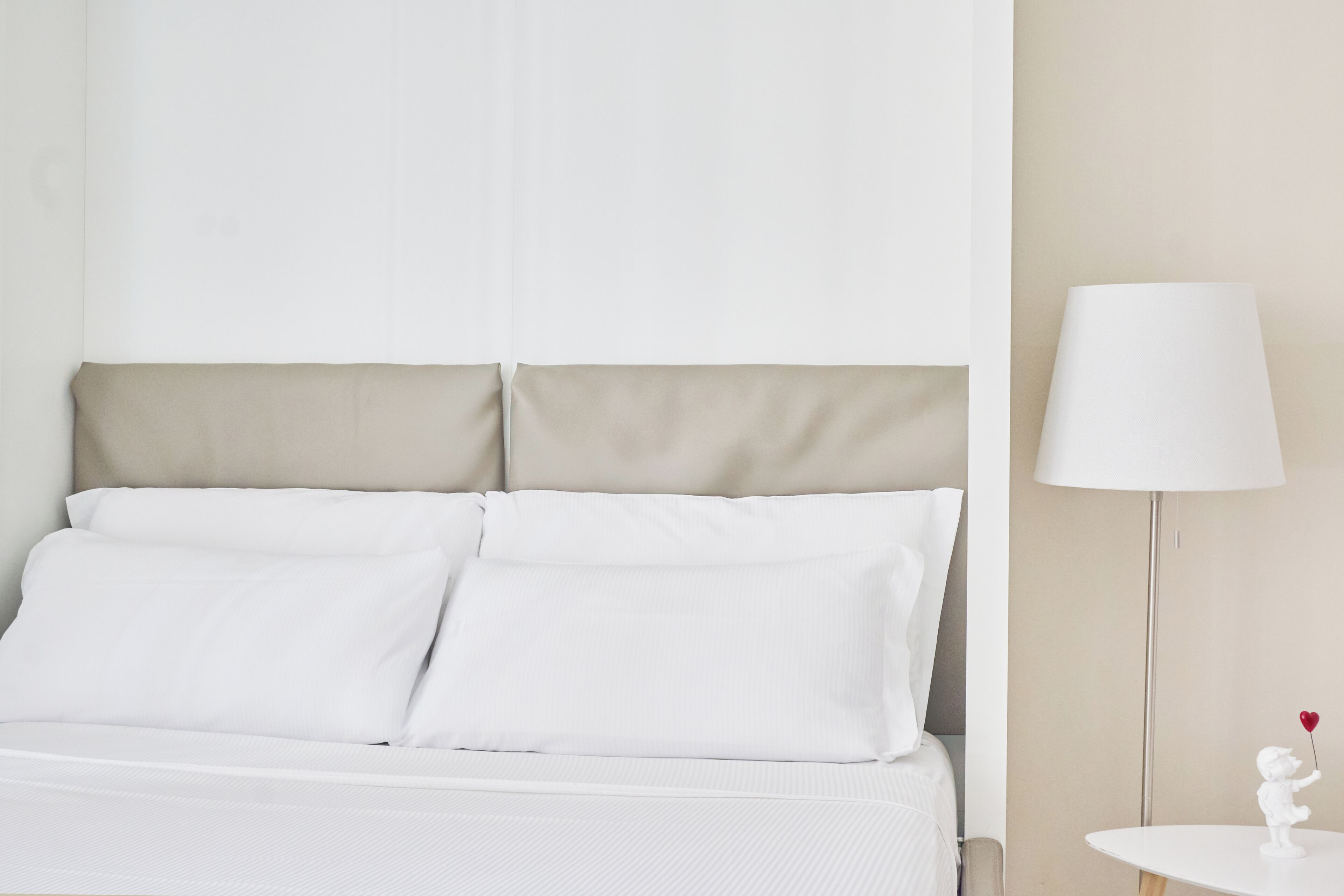 Napo 2 ( Via Napo Torriani 22 ) | Premium bedding, down duvets, individually decorated