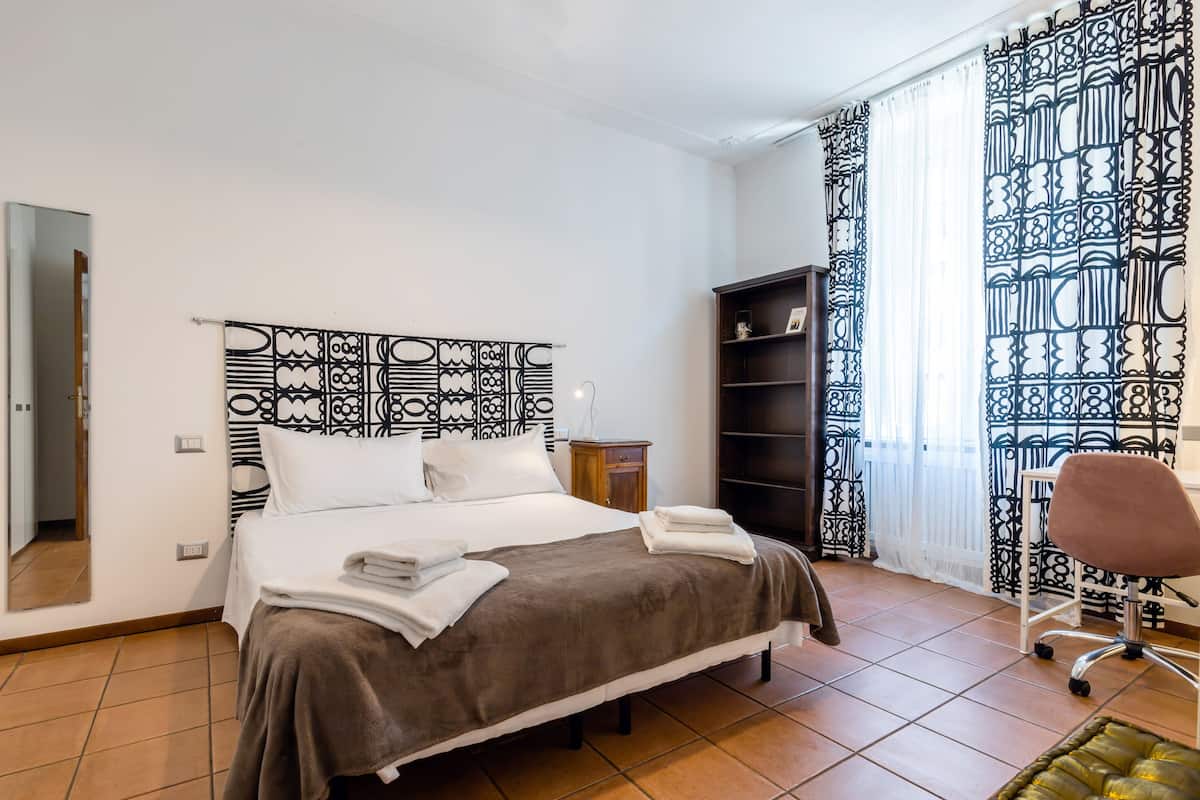 Comfort Apartment (Address Via Copernico 49) | 1 chambre, literie de qualité supérieure, couette en duvet d'oie