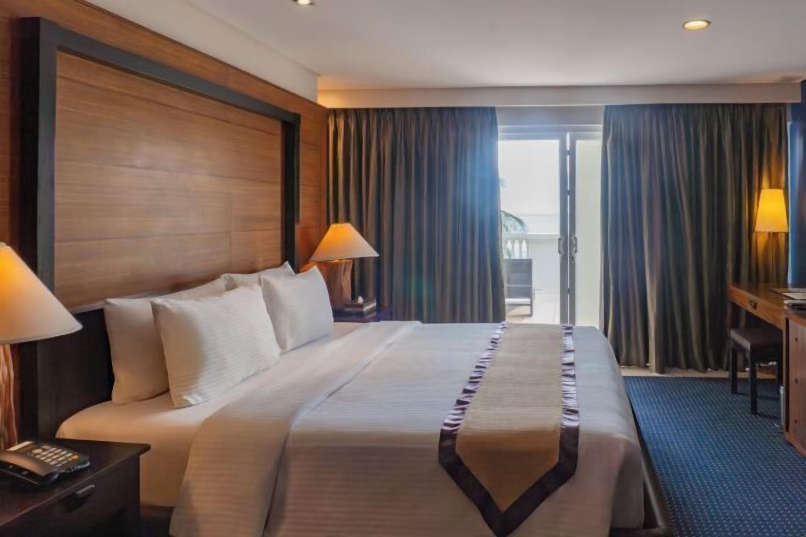 Ropa de cama de alta calidad y minibar 