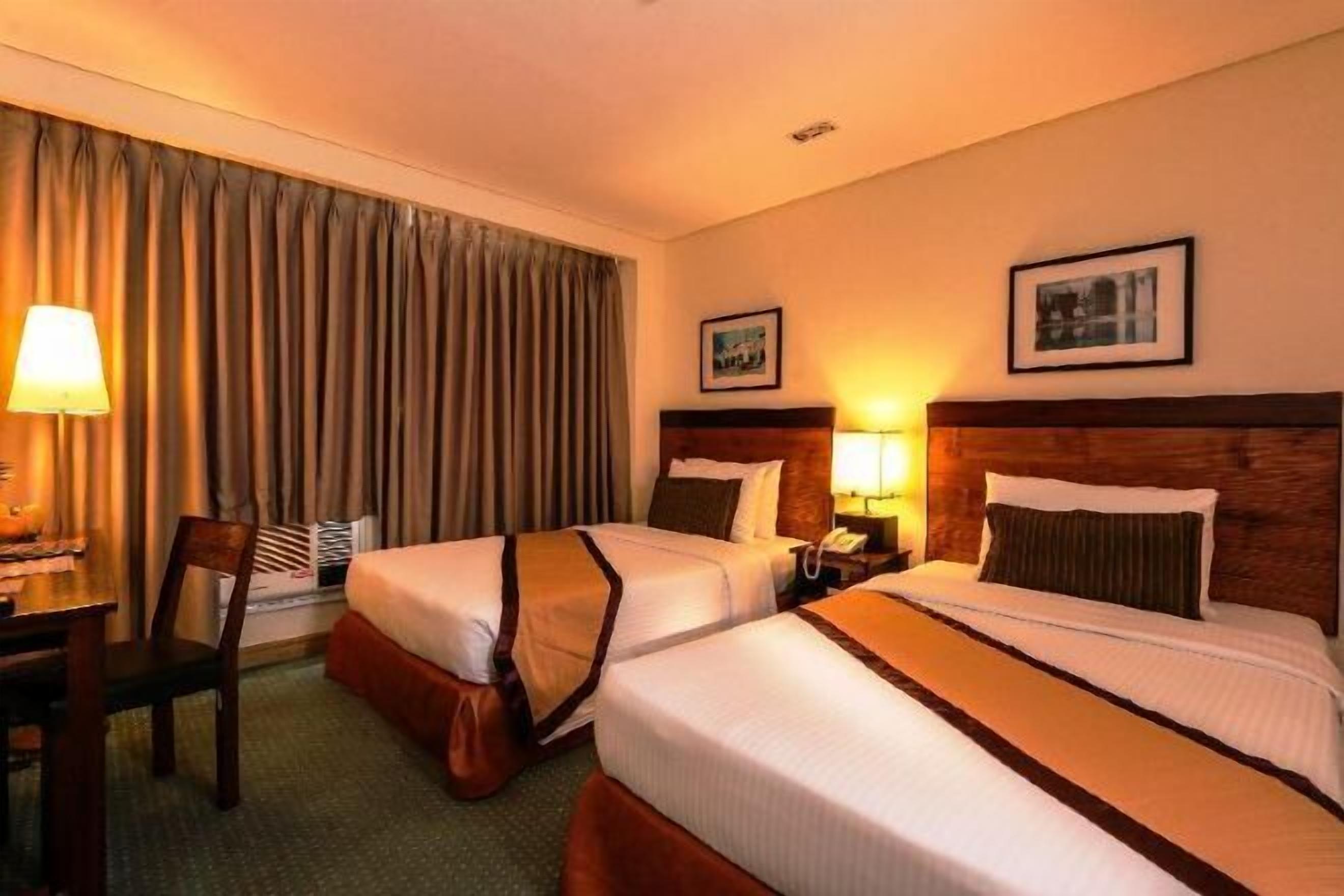 Premium bedding, minibar, in-room safe, desk