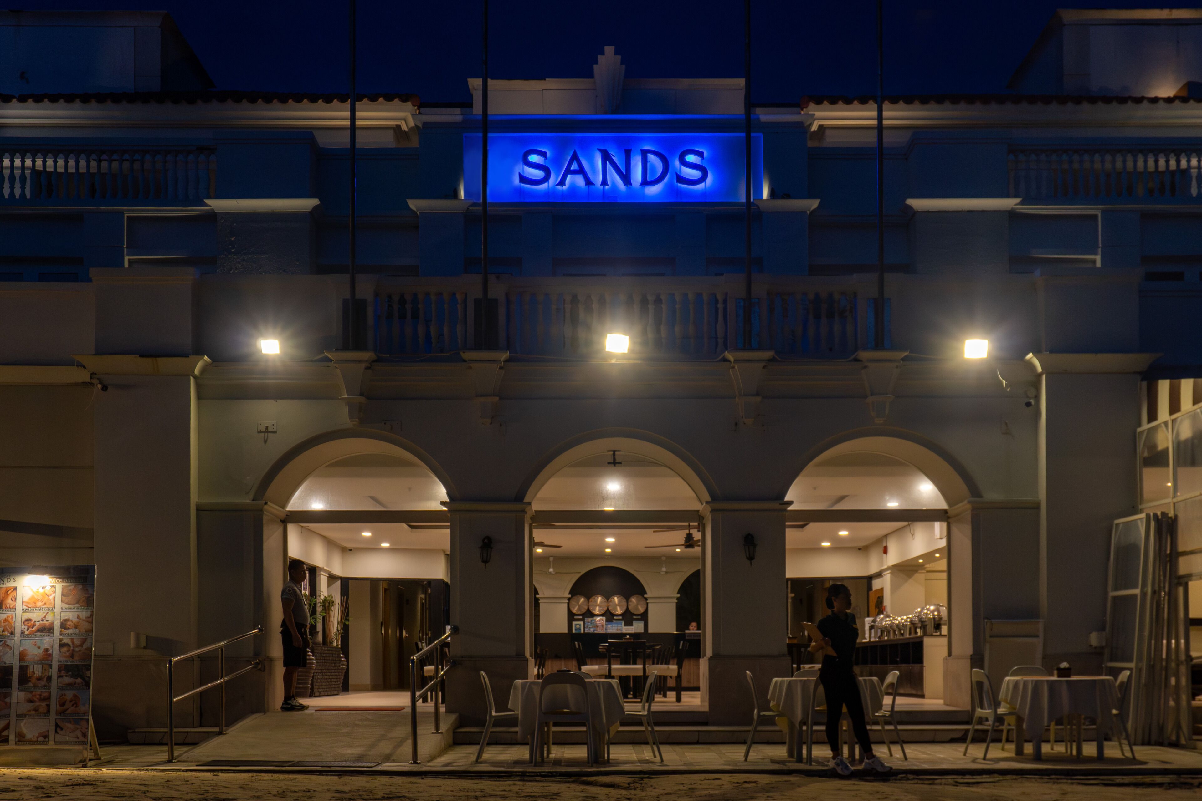 Fachada del alojamiento - Noche