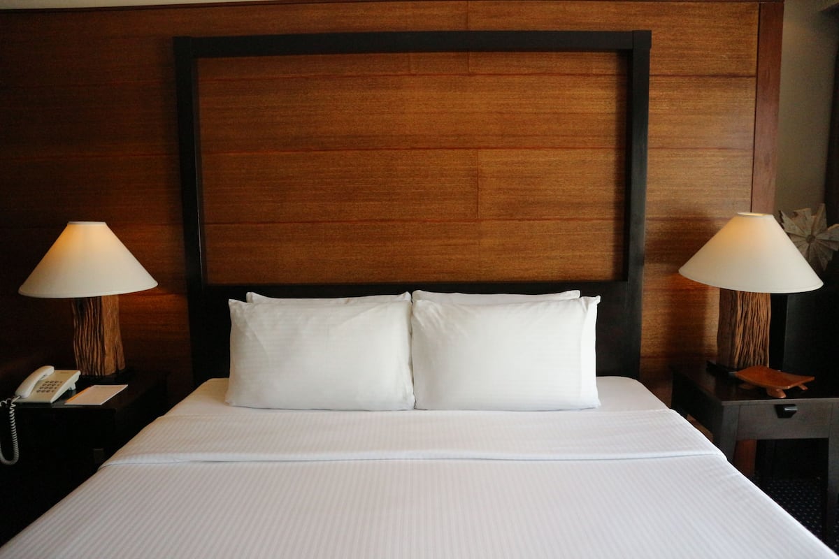 presidential suite (1 double bed - semi queen size) | premium bedding, minibar, in-room safe, desk