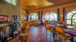 Esmorzar diari continental gratuït 