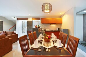 Desayuno continental gratuito y diario