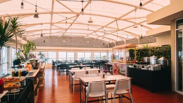 Frühstück, Mittagessen, Abendessen, indonesische Küche 