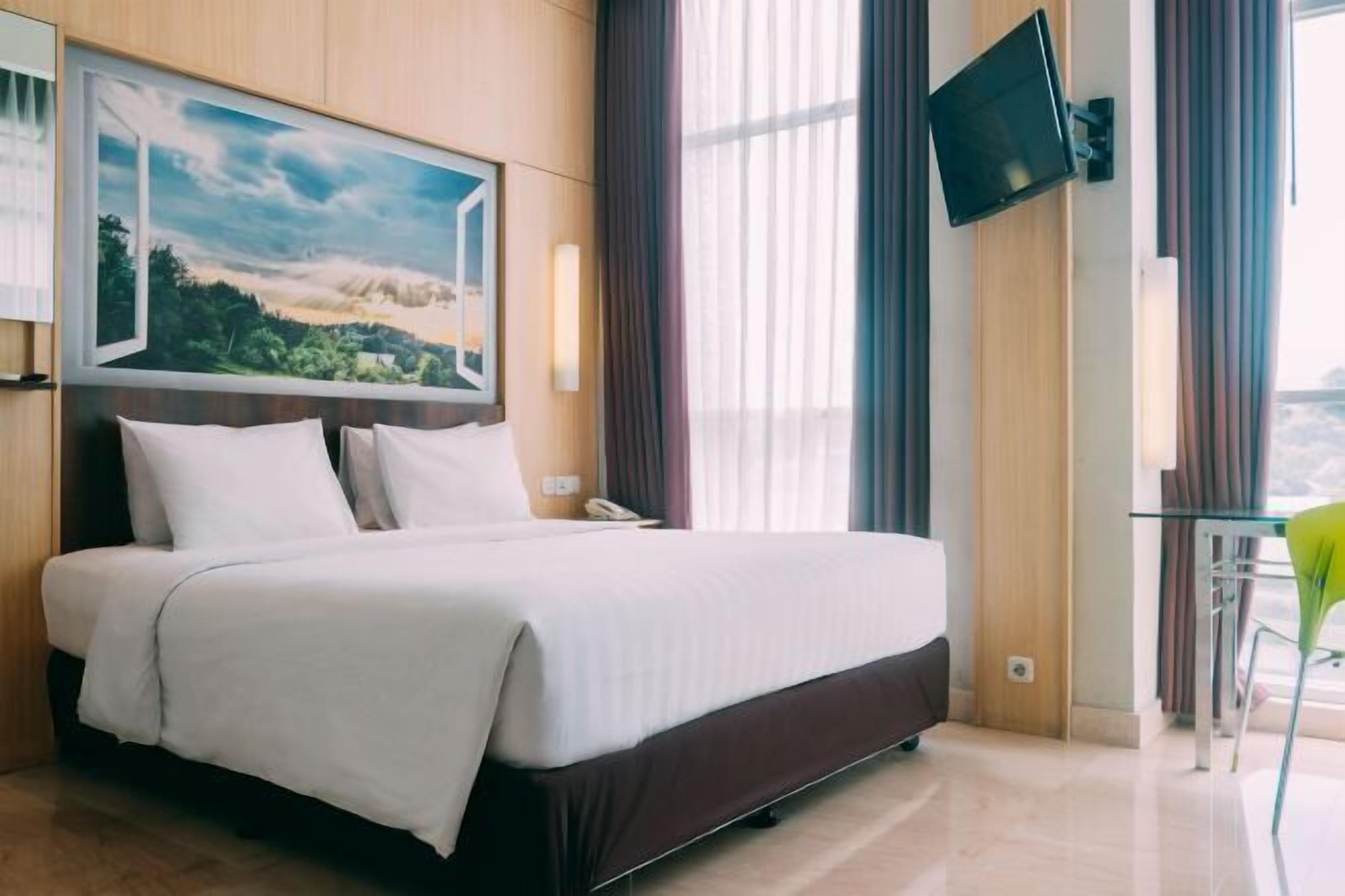 In-room safe, desk, laptop workspace, blackout drapes