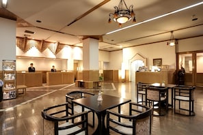 Lobby - Hotel New Tsuruta (Beppu)