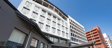 Run of House, Japanese-Style or Western Standard Room and Shared Bathroom, Non Smoking | In-room safe, desk, free WiFi, bed sheets