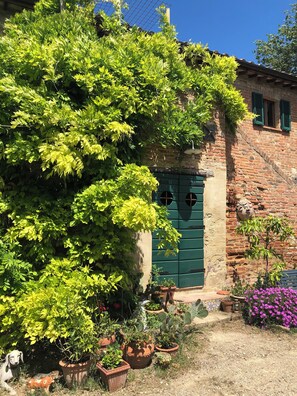 Exterior - Al Giardino degli Etruschi (Chiusi)