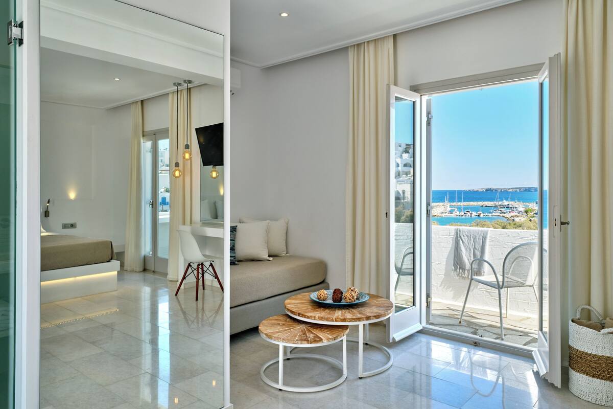 panoramic suite (penthouse) | 1 bedroom, premium bedding, in-room safe, iron/ironing board