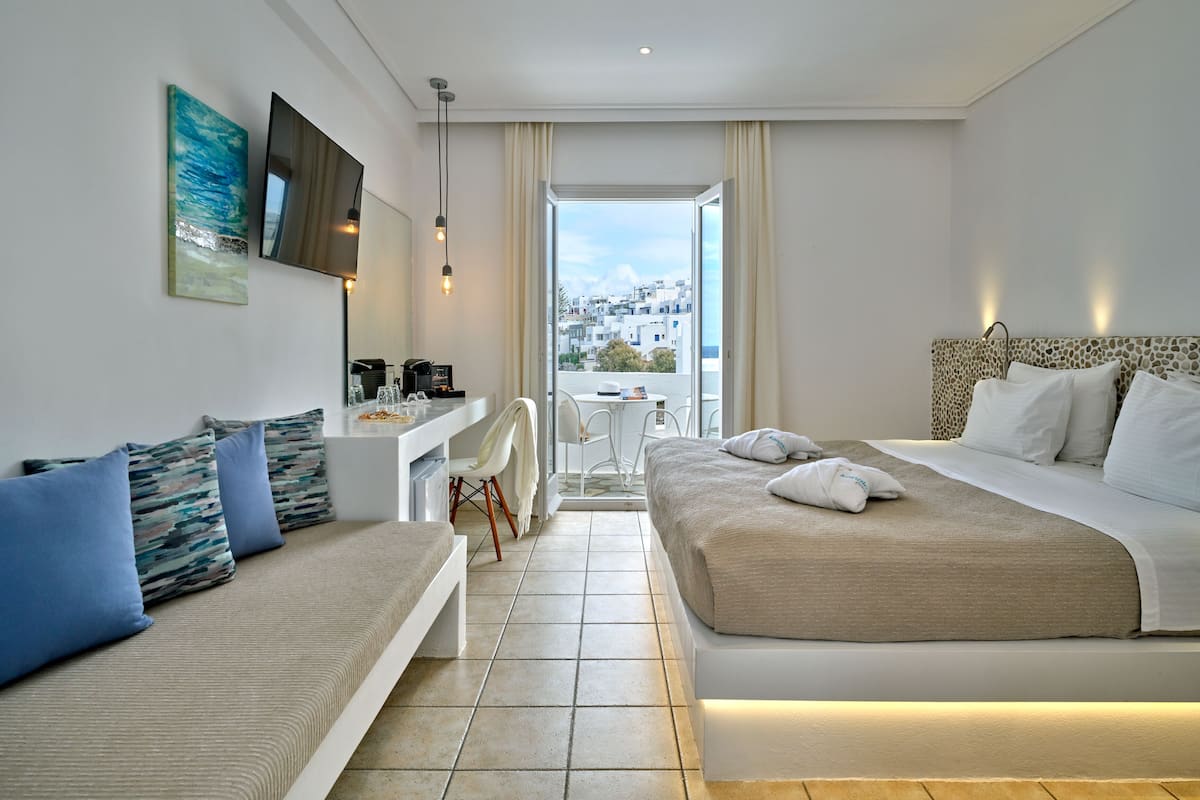 Deluxe Room, Balcony