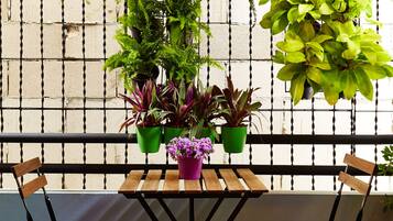 Deluxe Sea View | Terrace/patio